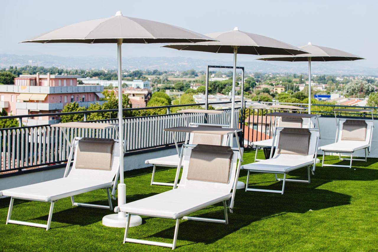 Unique Hotel Cesenatico Εξωτερικό φωτογραφία