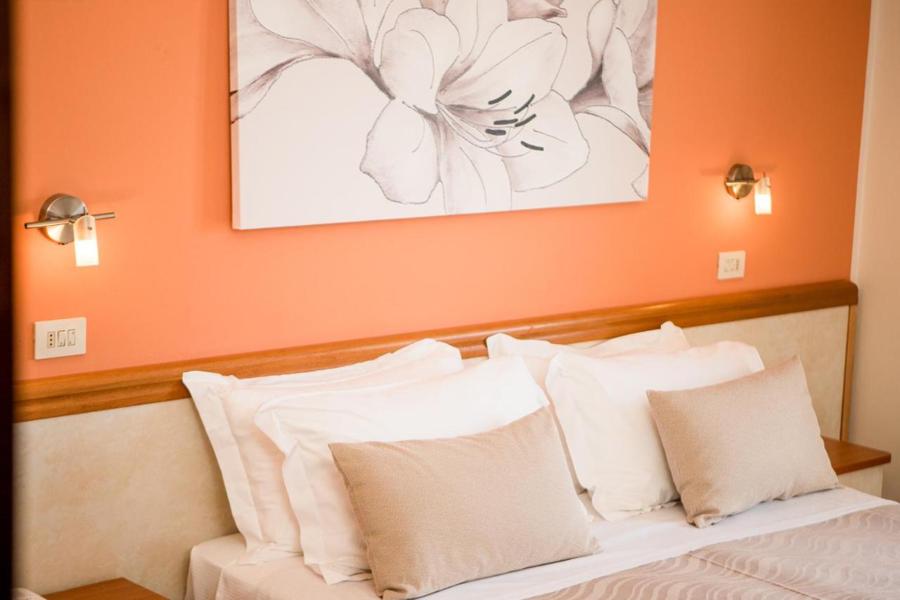 Unique Hotel Cesenatico Εξωτερικό φωτογραφία